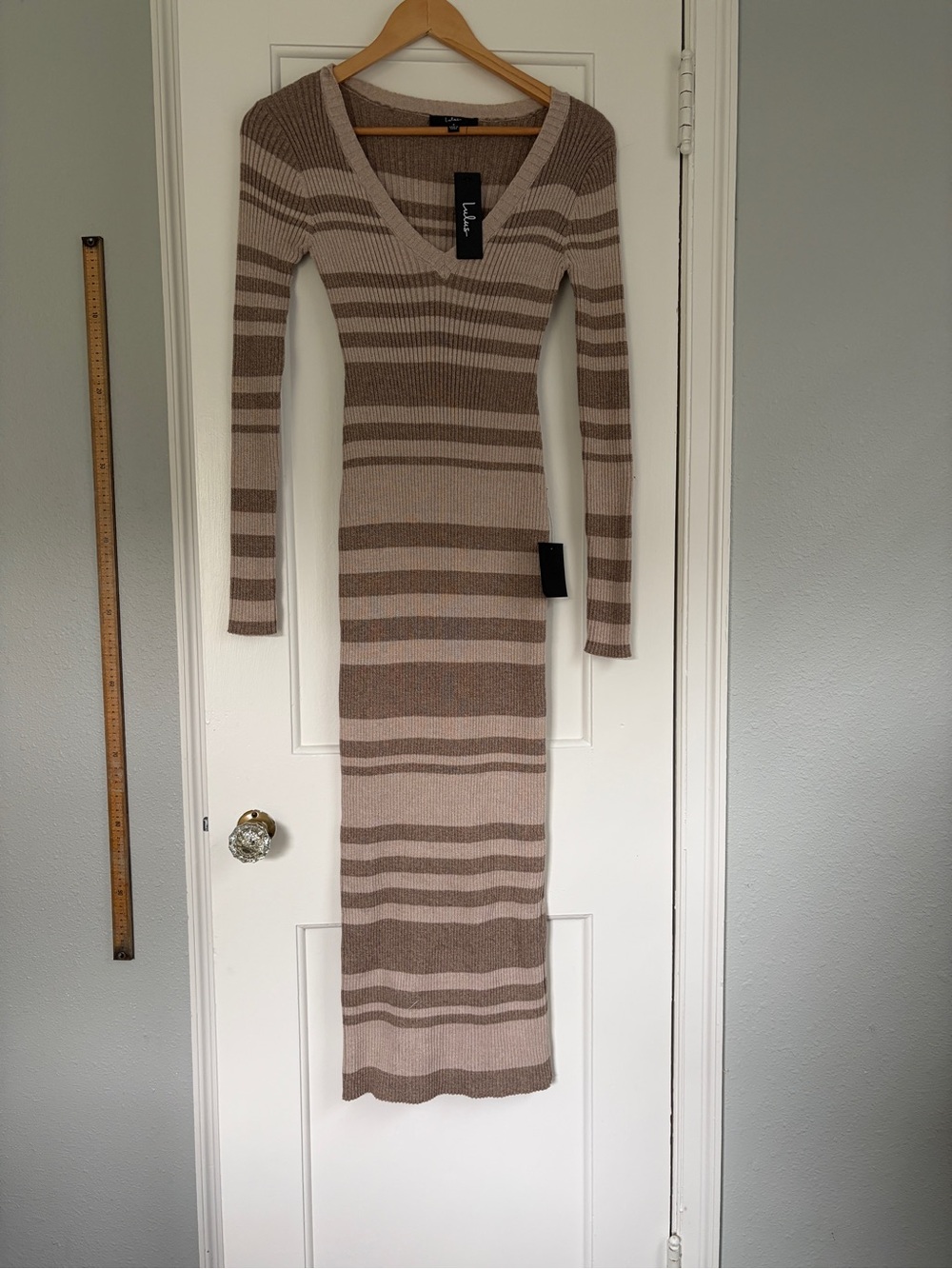 Casual Aura Heathered Beige Striped Knit Long Sleeve Midi Dress